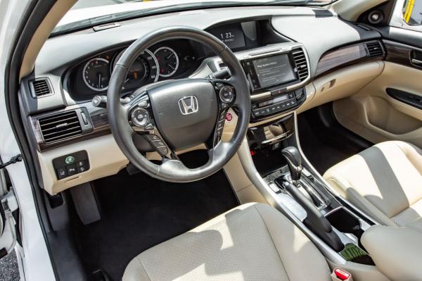 Used 2017 HONDA ACCORD TOURING TOURING