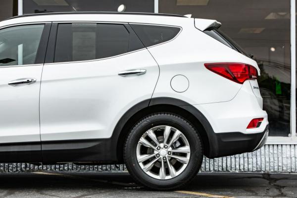 Used 2017 HYUNDAI SANTA FE SPORT