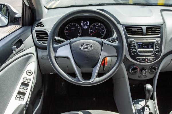 Used 2016 HYUNDAI ACCENT SE