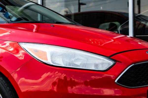 Used 2015 FORD FOCUS SE