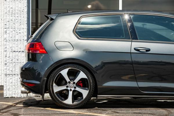 Used 2016 VOLKSWAGEN GTI SSE