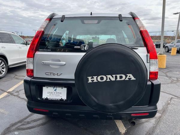 Used 2005 HONDA CR V LX