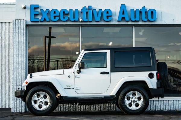 Used 2015 JEEP WRANGLER SAHARA