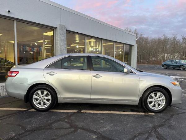 Used 2011 Toyota CAMRY LE LE