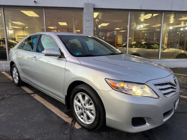 Used 2011 Toyota CAMRY LE LE