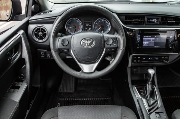 Used 2019 Toyota COROLLA LE LE