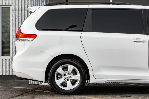 Used 2014 Toyota SIENNA LE