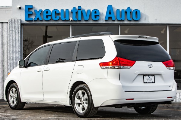 Used 2014 Toyota SIENNA LE