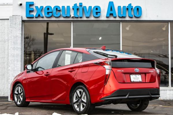 Used 2016 Toyota PRIUS IV Touring