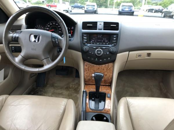 Used 2005 HONDA ACCORD EX L