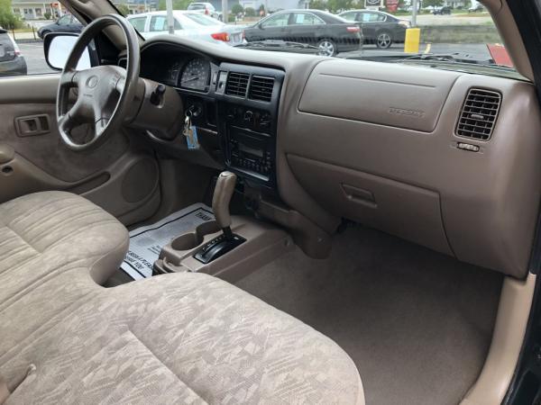 Used 2002 Toyota TACOMA