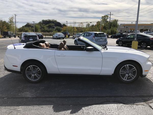 Used 2010 FORD MUSTANG