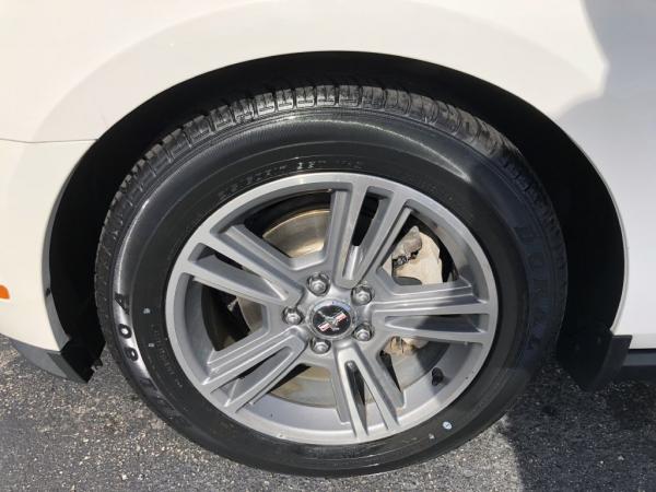 Used 2010 FORD MUSTANG