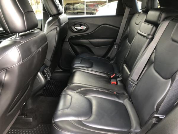 Used 2015 JEEP CHEROKEE LATITUDE