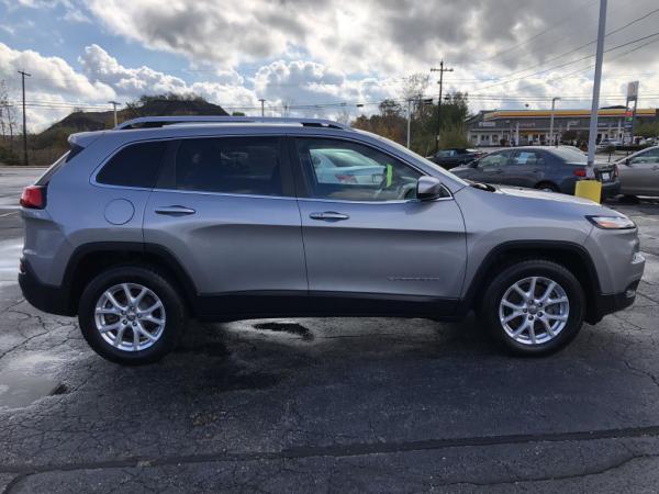 Used 2015 JEEP CHEROKEE LATITUDE