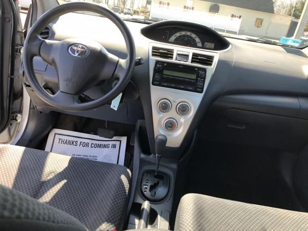 Used 2007 Toyota YARIS 4door