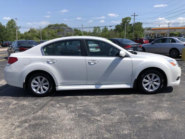 Used 2011 SUBARU LEGACY 25I PREMIUM