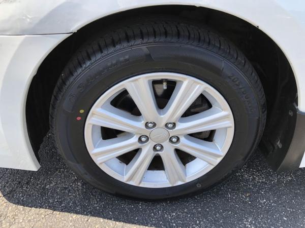 Used 2011 SUBARU LEGACY 25I PREMIUM