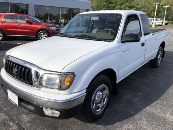 Used 2004 Toyota TACOMA XTRACAB SR5