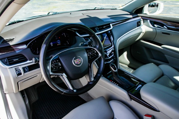 Used 2014 CADILLAC XTS LUXURY COLL LUXURY COLLECTI