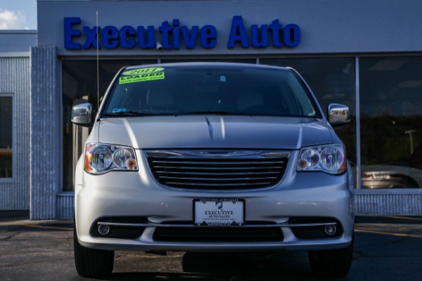 Used 2011 CHRYSLER TOWN COUNTRY TOURING L