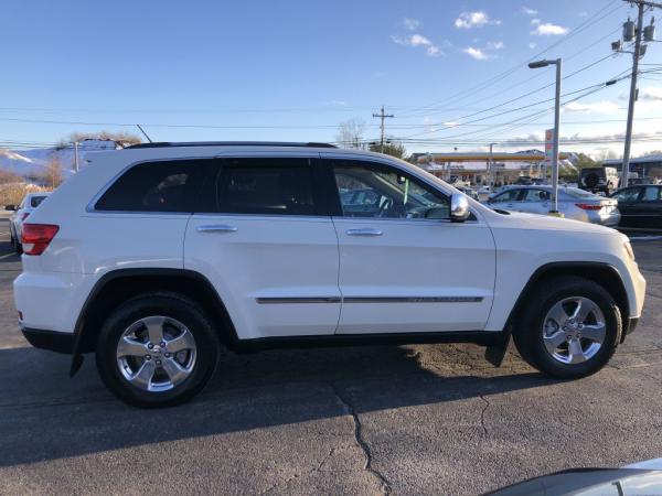 Used 2011 JEEP GRAND CHEROKEE LIMITED