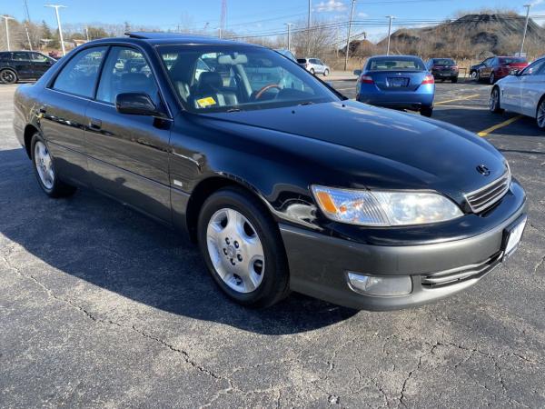 Used 2000 LEXUS ES300 300