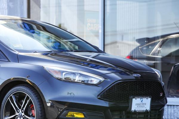 Used 2015 FORD FOCUS ST ST