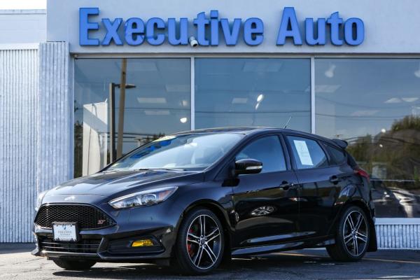 Used 2015 FORD FOCUS ST ST