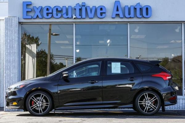 Used 2015 FORD FOCUS ST ST