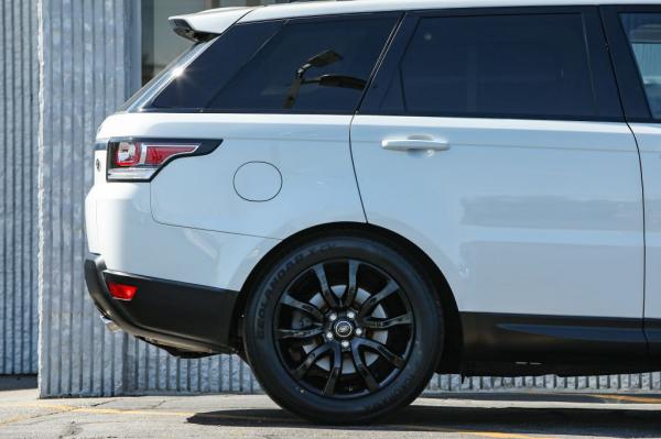 Used 2016 LAND ROVER RANGE ROVER SPO HSE