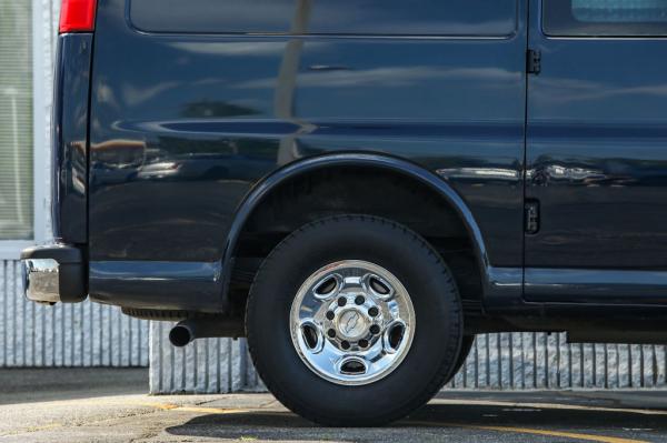 Used 2009 CHEVROLET EXPRESS G2500