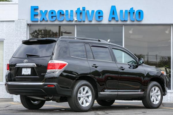 Used 2013 Toyota HIGHLANDER SE BASE