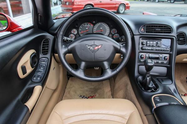 Used 2004 CHEVROLET CORVETTE