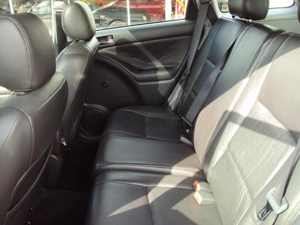 Used 2005 Toyota COROLLA MATRIX BASE