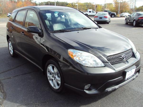 Used 2005 Toyota COROLLA MATRIX BASE