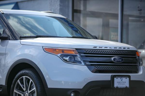 Used 2015 FORD EXPLORER XLT XLT