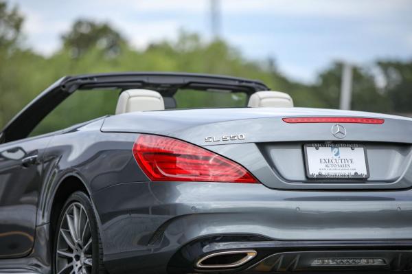 Used 2017 Mercedes Benz SL550 550