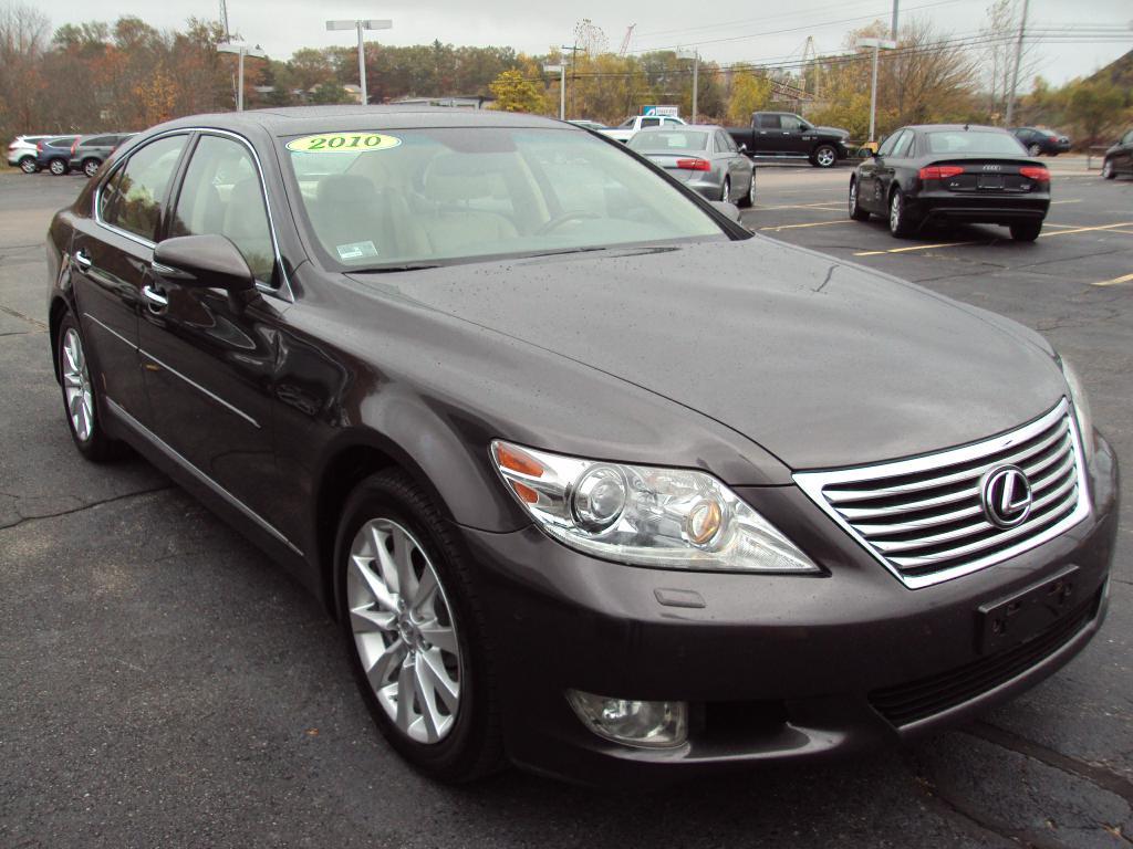 Lexus ls 2010