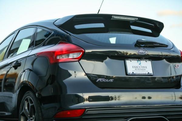 Used 2015 FORD FOCUS ST ST