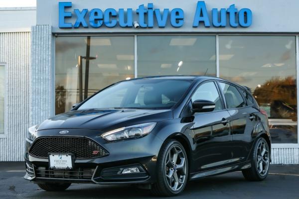 Used 2015 FORD FOCUS ST ST