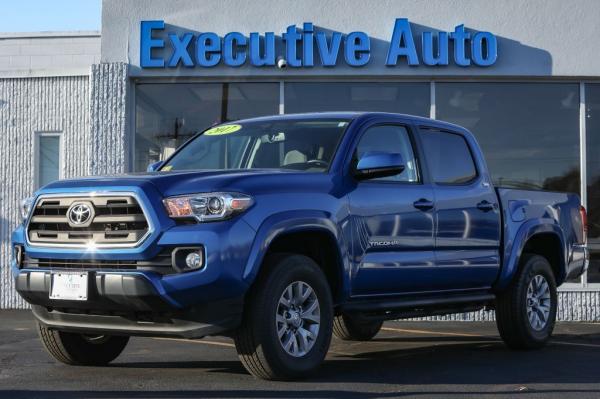 Used 2017 Toyota TACOMA DOUBLE CAB