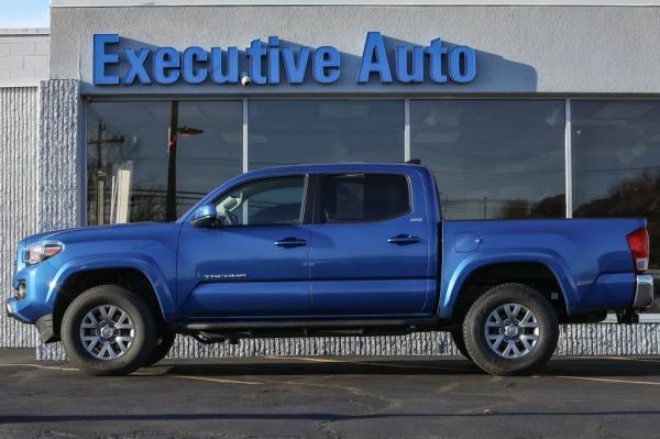 Used 2017 Toyota TACOMA DOUBLE CAB