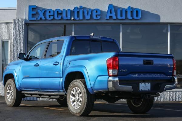 Used 2017 Toyota TACOMA DOUBLE CAB