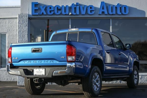 Used 2017 Toyota TACOMA DOUBLE CAB