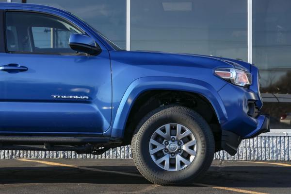 Used 2017 Toyota TACOMA DOUBLE CAB