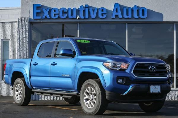 Used 2017 Toyota TACOMA DOUBLE CAB