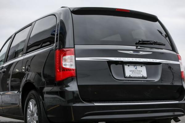 Used 2015 CHRYSLER TOWN COUNTRY TOURING