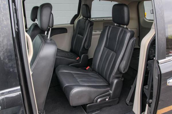 Used 2015 CHRYSLER TOWN COUNTRY TOURING