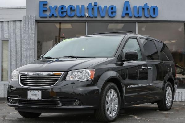 Used 2015 CHRYSLER TOWN COUNTRY TOURING